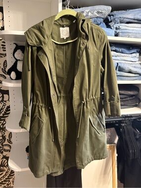 Worn once Olive Green Hooded Anorak Jacket